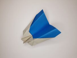 origami-heavy-nosed-airplane