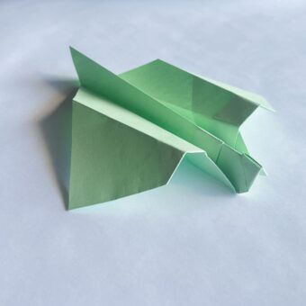 origami-pet-dragon-airplane