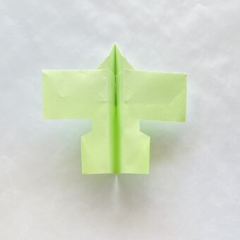 origami-fast-glider-airplane