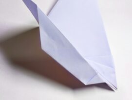 origami-fun-flyer-airplane