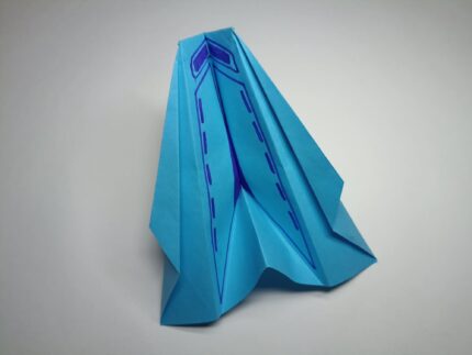 origami-sailor-wing-airplane